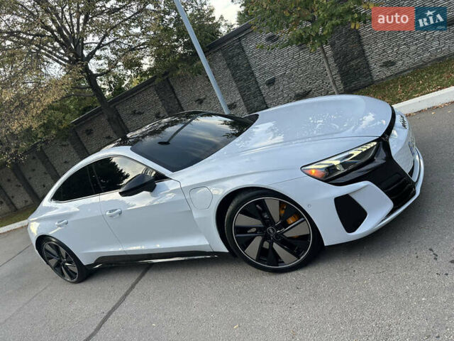 Білий Ауді RS e-tron GT, об'ємом двигуна 0 л та пробігом 29 тис. км за 59900 $, фото 66 на Automoto.ua