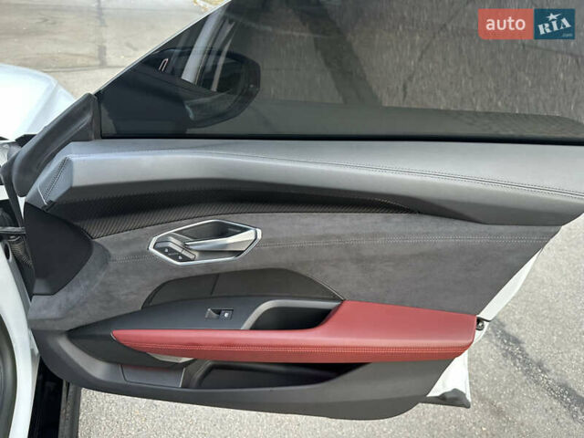 Білий Ауді RS e-tron GT, об'ємом двигуна 0 л та пробігом 29 тис. км за 59900 $, фото 74 на Automoto.ua