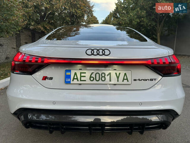 Білий Ауді RS e-tron GT, об'ємом двигуна 0 л та пробігом 29 тис. км за 59900 $, фото 76 на Automoto.ua