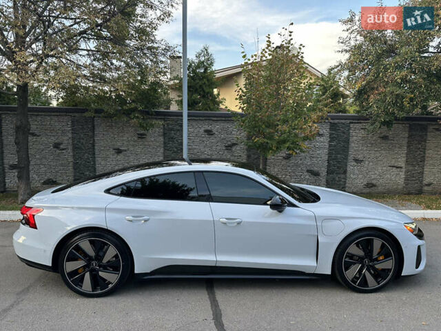 Білий Ауді RS e-tron GT, об'ємом двигуна 0 л та пробігом 29 тис. км за 59900 $, фото 40 на Automoto.ua
