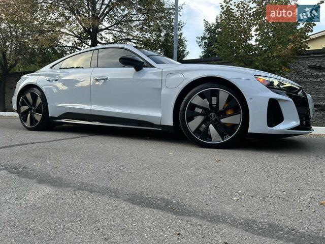 Білий Ауді RS e-tron GT, об'ємом двигуна 0 л та пробігом 29 тис. км за 59900 $, фото 68 на Automoto.ua