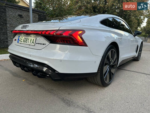 Білий Ауді RS e-tron GT, об'ємом двигуна 0 л та пробігом 29 тис. км за 59900 $, фото 42 на Automoto.ua