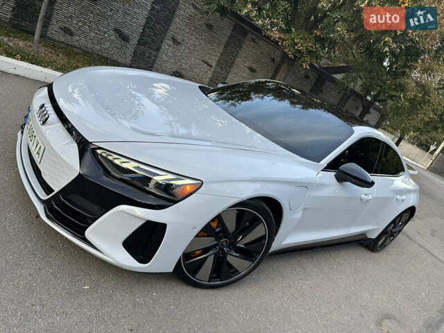Білий Ауді RS e-tron GT, об'ємом двигуна 0 л та пробігом 29 тис. км за 59900 $, фото 30 на Automoto.ua