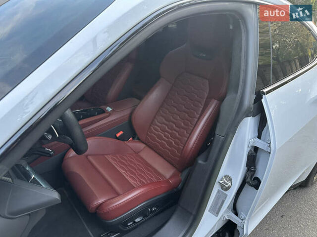 Білий Ауді RS e-tron GT, об'ємом двигуна 0 л та пробігом 29 тис. км за 59900 $, фото 51 на Automoto.ua