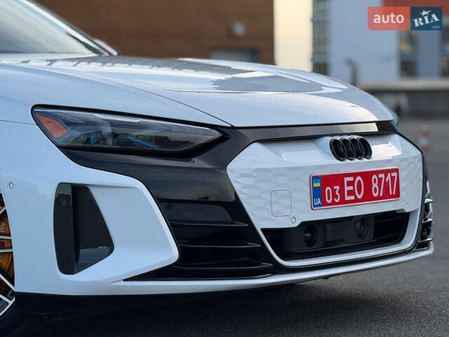Білий Ауді RS e-tron GT, об'ємом двигуна 0 л та пробігом 17 тис. км за 54500 $, фото 19 на Automoto.ua