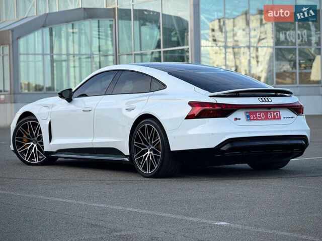 Білий Ауді RS e-tron GT, об'ємом двигуна 0 л та пробігом 17 тис. км за 54500 $, фото 9 на Automoto.ua