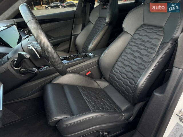 Білий Ауді RS e-tron GT, об'ємом двигуна 0 л та пробігом 17 тис. км за 54500 $, фото 23 на Automoto.ua