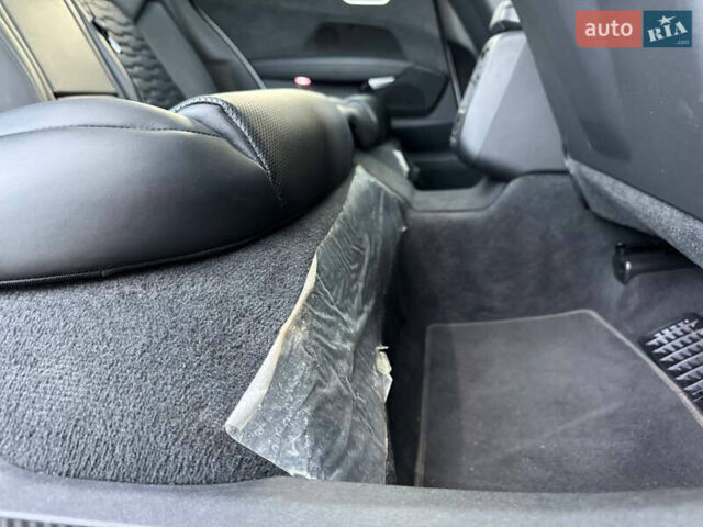 Білий Ауді RS e-tron GT, об'ємом двигуна 0 л та пробігом 17 тис. км за 54500 $, фото 45 на Automoto.ua