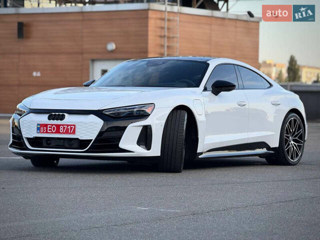 Білий Ауді RS e-tron GT, об'ємом двигуна 0 л та пробігом 17 тис. км за 54500 $, фото 5 на Automoto.ua