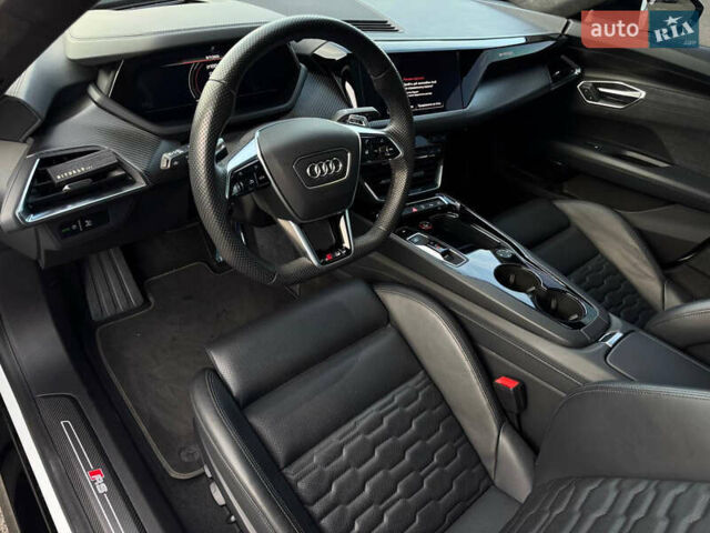 Білий Ауді RS e-tron GT, об'ємом двигуна 0 л та пробігом 17 тис. км за 54500 $, фото 20 на Automoto.ua