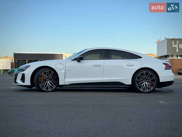 Білий Ауді RS e-tron GT, об'ємом двигуна 0 л та пробігом 17 тис. км за 54500 $, фото 7 на Automoto.ua