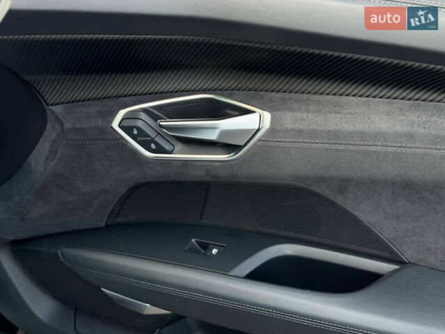 Білий Ауді RS e-tron GT, об'ємом двигуна 0 л та пробігом 17 тис. км за 54500 $, фото 38 на Automoto.ua