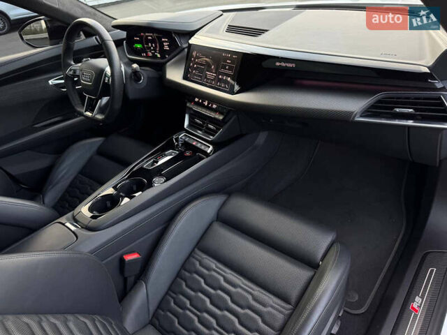 Білий Ауді RS e-tron GT, об'ємом двигуна 0 л та пробігом 17 тис. км за 54500 $, фото 37 на Automoto.ua