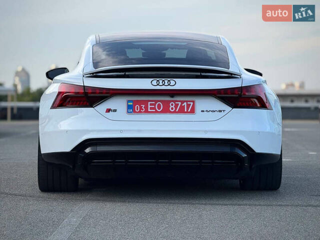 Білий Ауді RS e-tron GT, об'ємом двигуна 0 л та пробігом 17 тис. км за 54500 $, фото 11 на Automoto.ua