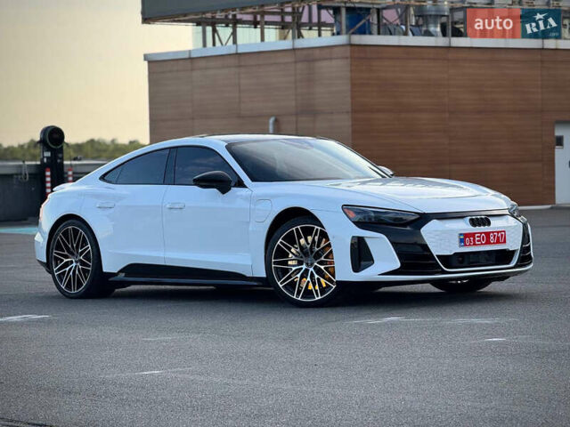 Білий Ауді RS e-tron GT, об'ємом двигуна 0 л та пробігом 17 тис. км за 54500 $, фото 1 на Automoto.ua