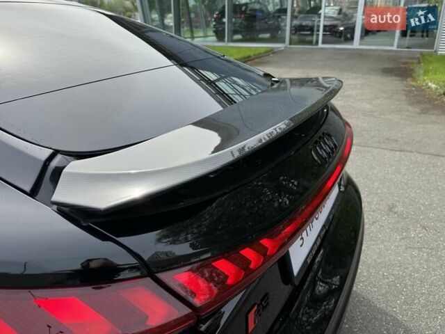Черный Ауди RS e-tron GT, объемом двигателя 0 л и пробегом 48 тыс. км за 78000 $, фото 16 на Automoto.ua