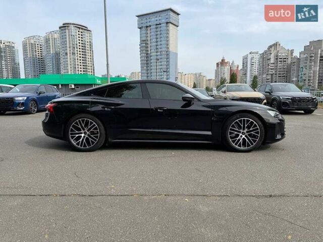 Черный Ауди RS e-tron GT, объемом двигателя 0 л и пробегом 48 тыс. км за 78000 $, фото 3 на Automoto.ua