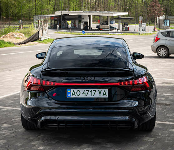 Черный Ауди RS e-tron GT, объемом двигателя 0 л и пробегом 5 тыс. км за 82500 $, фото 12 на Automoto.ua