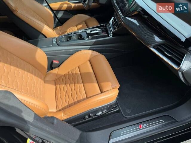 Черный Ауди RS e-tron GT, объемом двигателя 0 л и пробегом 48 тыс. км за 78000 $, фото 76 на Automoto.ua