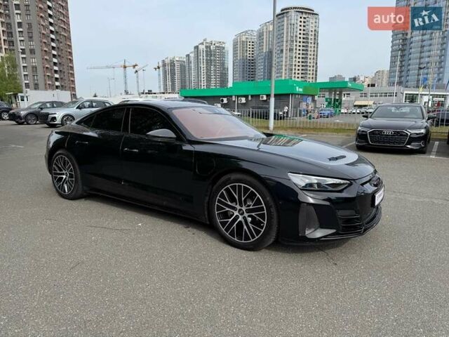 Черный Ауди RS e-tron GT, объемом двигателя 0 л и пробегом 48 тыс. км за 78000 $, фото 2 на Automoto.ua