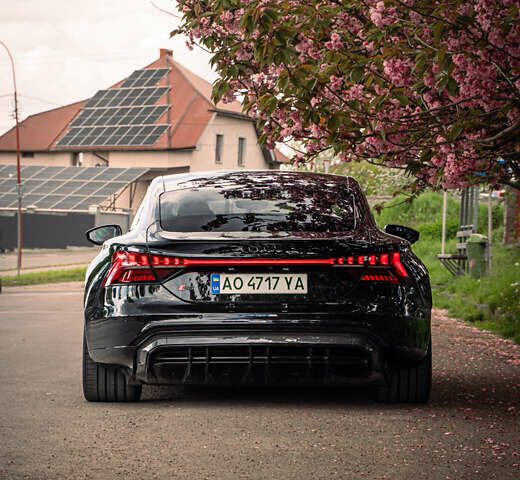 Черный Ауди RS e-tron GT, объемом двигателя 0 л и пробегом 5 тыс. км за 82500 $, фото 7 на Automoto.ua