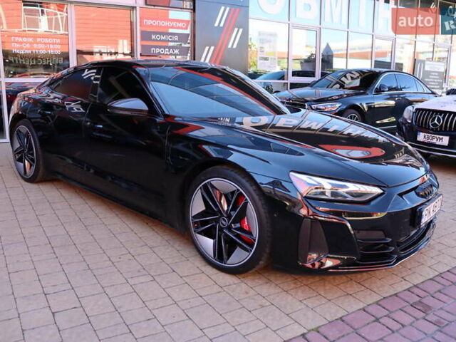 Черный Ауди RS e-tron GT, объемом двигателя 0 л и пробегом 61 тыс. км за 67400 $, фото 7 на Automoto.ua