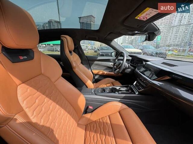 Черный Ауди RS e-tron GT, объемом двигателя 0 л и пробегом 48 тыс. км за 78000 $, фото 77 на Automoto.ua