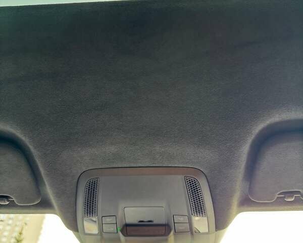 Черный Ауди RS e-tron GT, объемом двигателя 0 л и пробегом 48 тыс. км за 78000 $, фото 62 на Automoto.ua