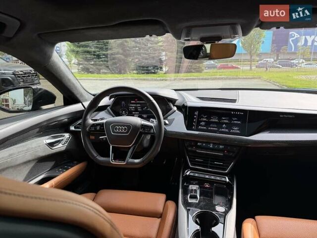 Черный Ауди RS e-tron GT, объемом двигателя 0 л и пробегом 48 тыс. км за 78000 $, фото 73 на Automoto.ua