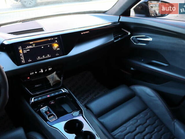 Черный Ауди RS e-tron GT, объемом двигателя 0 л и пробегом 61 тыс. км за 67400 $, фото 45 на Automoto.ua