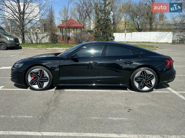 Черный Ауди RS e-tron GT, объемом двигателя 0 л и пробегом 22 тыс. км за 88000 $, фото 3 на Automoto.ua