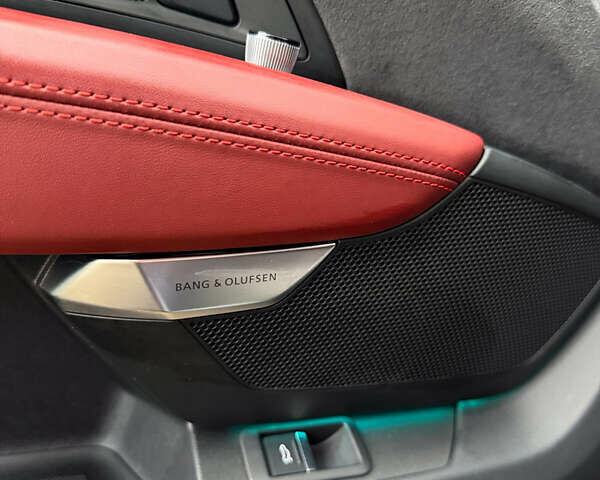 Чорний Ауді RS e-tron GT, об'ємом двигуна 0 л та пробігом 13 тис. км за 59800 $, фото 24 на Automoto.ua