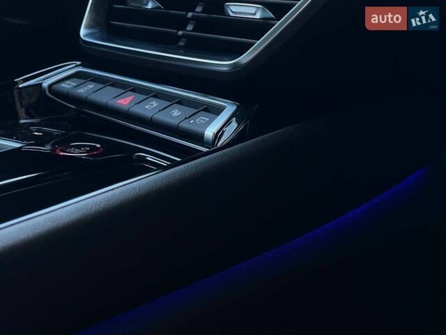 Черный Ауди RS e-tron GT, объемом двигателя 0 л и пробегом 40 тыс. км за 84999 $, фото 20 на Automoto.ua