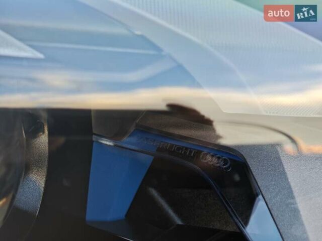 Чорний Ауді RS e-tron GT, об'ємом двигуна 0 л та пробігом 26 тис. км за 80999 $, фото 15 на Automoto.ua