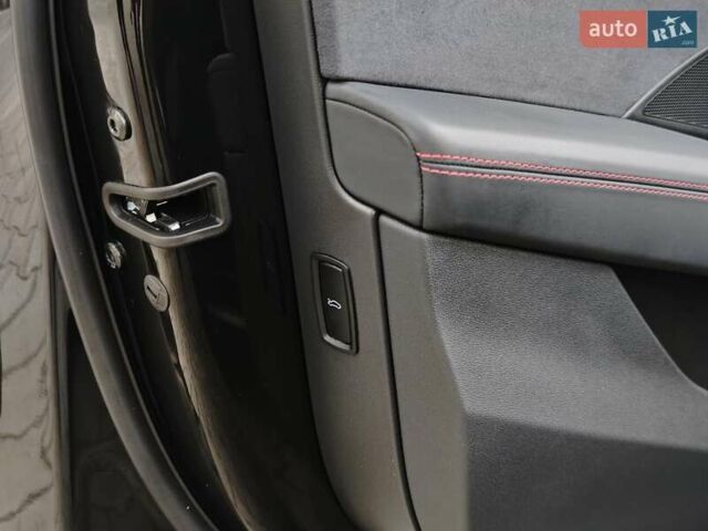 Чорний Ауді RS e-tron GT, об'ємом двигуна 0 л та пробігом 26 тис. км за 80999 $, фото 34 на Automoto.ua