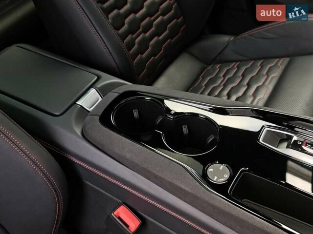 Чорний Ауді RS e-tron GT, об'ємом двигуна 0 л та пробігом 26 тис. км за 80999 $, фото 75 на Automoto.ua