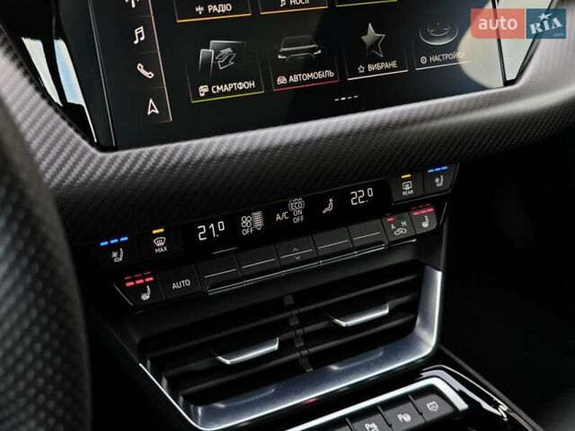 Чорний Ауді RS e-tron GT, об'ємом двигуна 0 л та пробігом 26 тис. км за 80999 $, фото 49 на Automoto.ua
