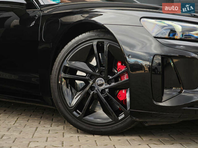 Чорний Ауді RS e-tron GT, об'ємом двигуна 0 л та пробігом 26 тис. км за 80999 $, фото 17 на Automoto.ua