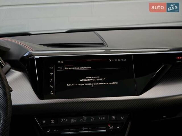 Чорний Ауді RS e-tron GT, об'ємом двигуна 0 л та пробігом 26 тис. км за 80999 $, фото 87 на Automoto.ua