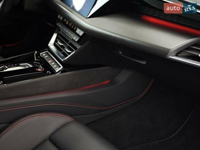 Чорний Ауді RS e-tron GT, об'ємом двигуна 0 л та пробігом 26 тис. км за 80999 $, фото 74 на Automoto.ua