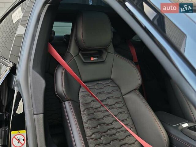 Чорний Ауді RS e-tron GT, об'ємом двигуна 0 л та пробігом 26 тис. км за 80999 $, фото 72 на Automoto.ua