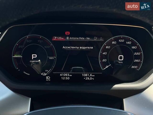 Черный Ауди RS e-tron GT, объемом двигателя 0 л и пробегом 40 тыс. км за 84999 $, фото 33 на Automoto.ua