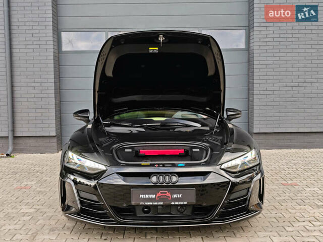 Чорний Ауді RS e-tron GT, об'ємом двигуна 0 л та пробігом 26 тис. км за 80999 $, фото 81 на Automoto.ua