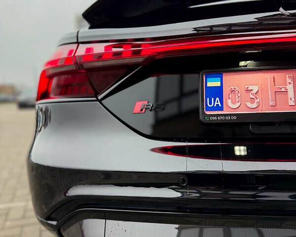 Чорний Ауді RS e-tron GT, об'ємом двигуна 0 л та пробігом 13 тис. км за 59800 $, фото 15 на Automoto.ua