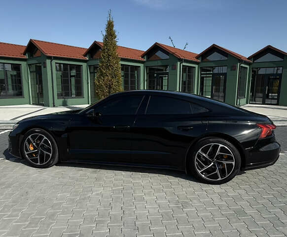Черный Ауди RS e-tron GT, объемом двигателя 0 л и пробегом 2 тыс. км за 107000 $, фото 11 на Automoto.ua