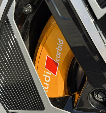Черный Ауди RS e-tron GT, объемом двигателя 0 л и пробегом 2 тыс. км за 107000 $, фото 13 на Automoto.ua