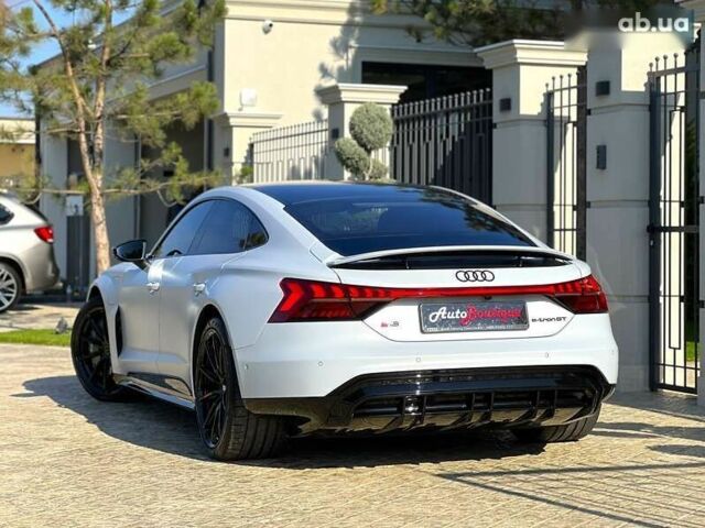 Ауди RS e-tron GT, объемом двигателя 0 л и пробегом 59 тыс. км за 90000 $, фото 8 на Automoto.ua