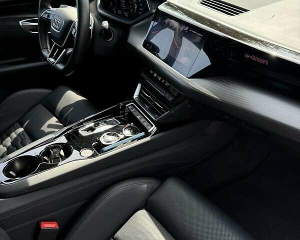 Ауді RS e-tron GT, об'ємом двигуна 0 л та пробігом 35 тис. км за 69999 $, фото 17 на Automoto.ua