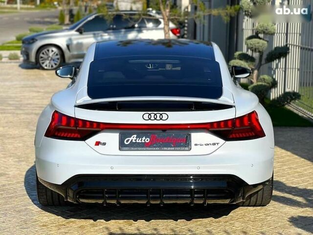 Ауди RS e-tron GT, объемом двигателя 0 л и пробегом 59 тыс. км за 90000 $, фото 10 на Automoto.ua