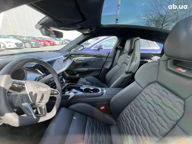 Ауди RS e-tron GT, объемом двигателя 0 л и пробегом 2 тыс. км за 116179 $, фото 27 на Automoto.ua